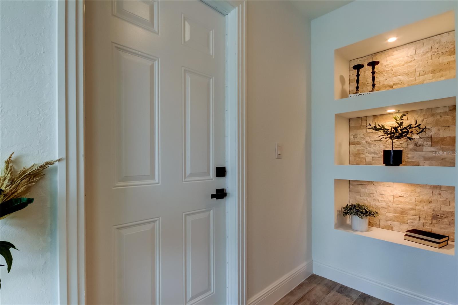 1716 PINECONE WAY, LARGO, FL, 33771