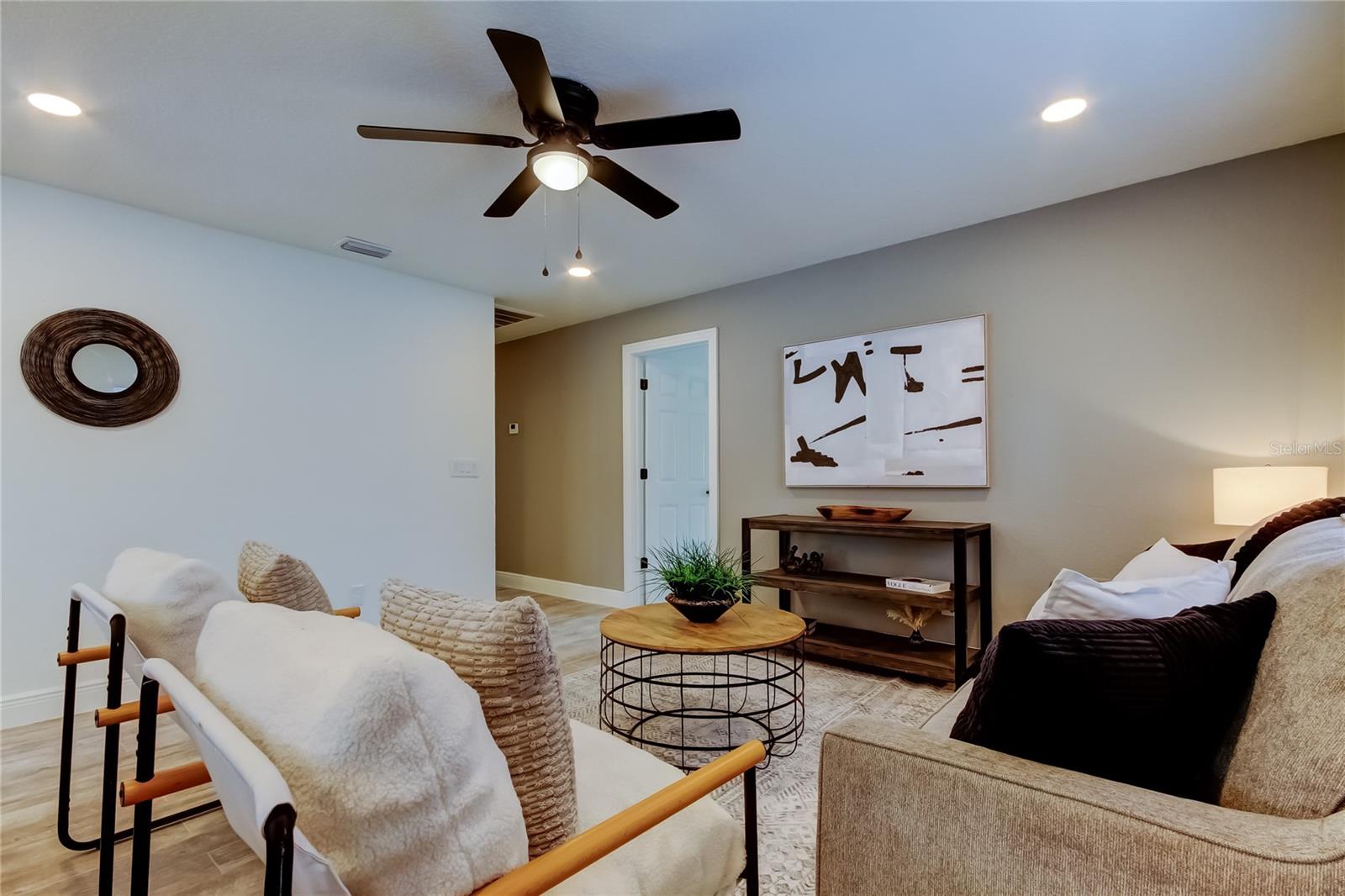 1716 PINECONE WAY, LARGO, FL, 33771