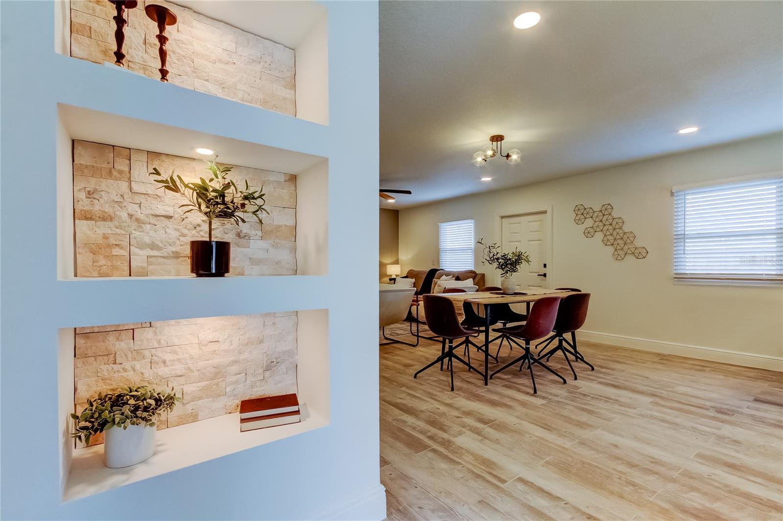 1716 PINECONE WAY, LARGO, FL, 33771