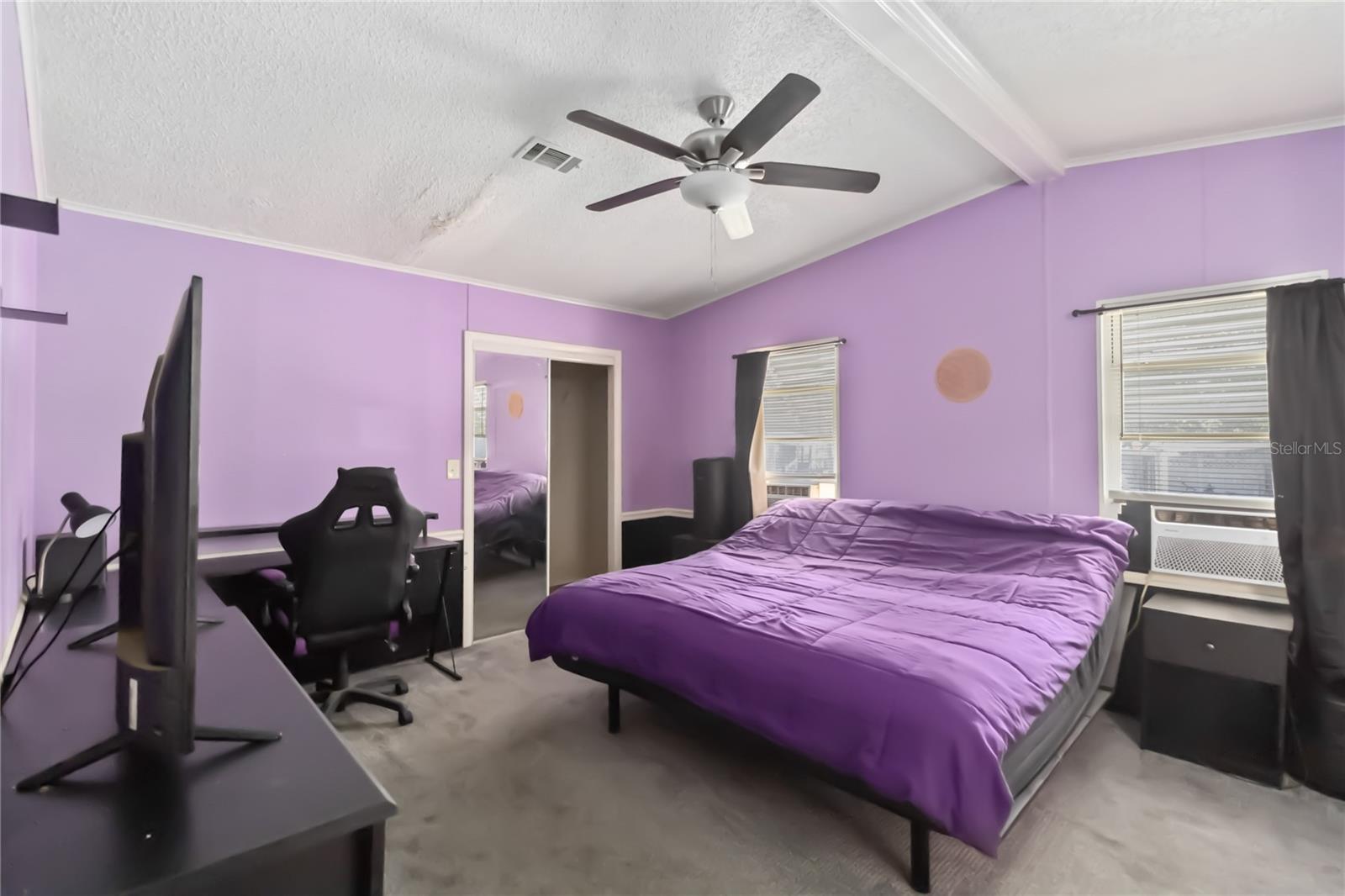 N6140924 Property Photo