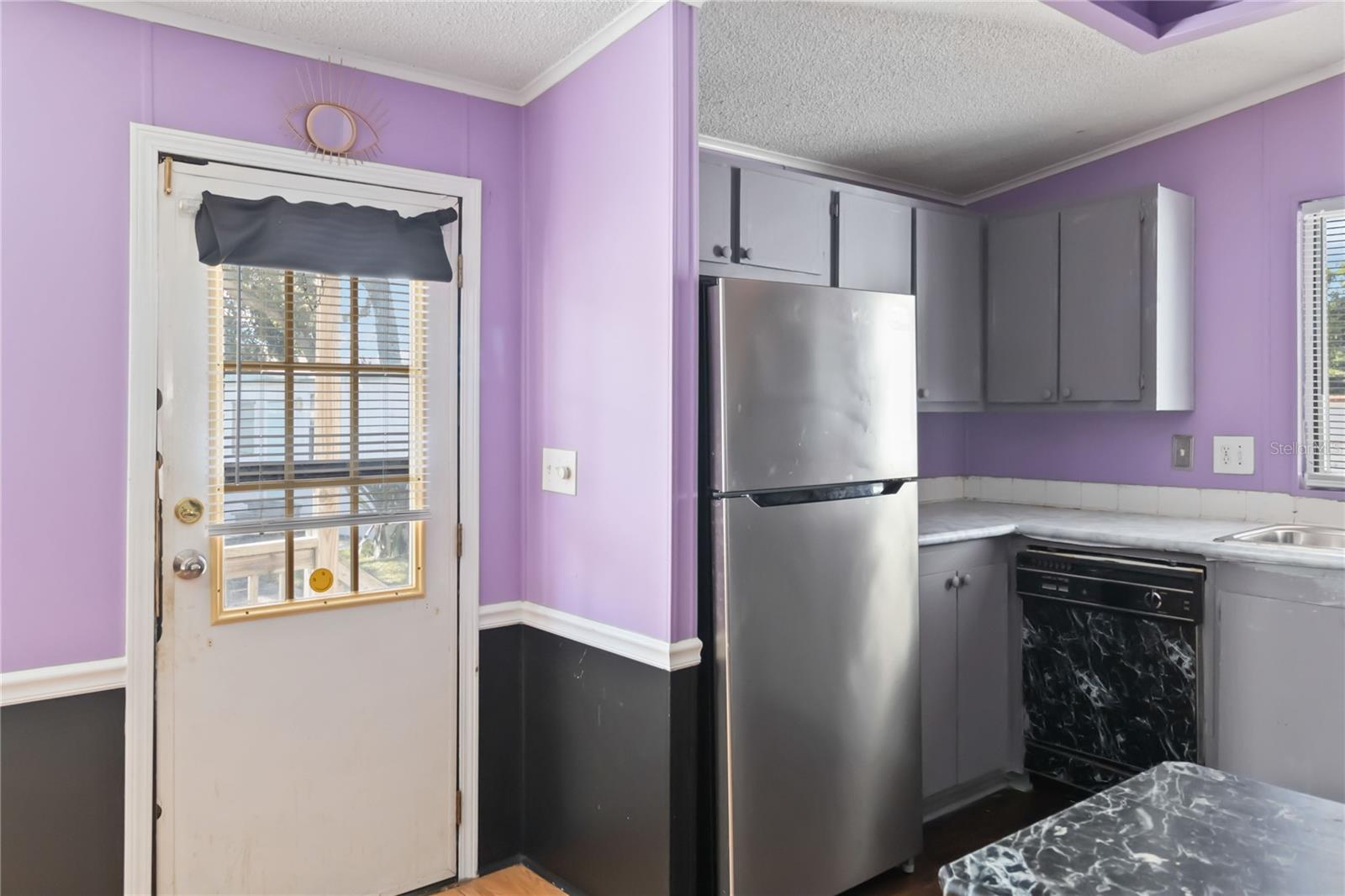 N6140924 Property Photo