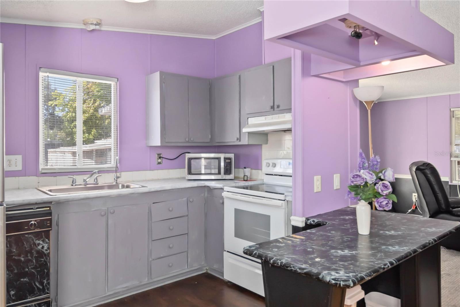 N6140924 Property Photo