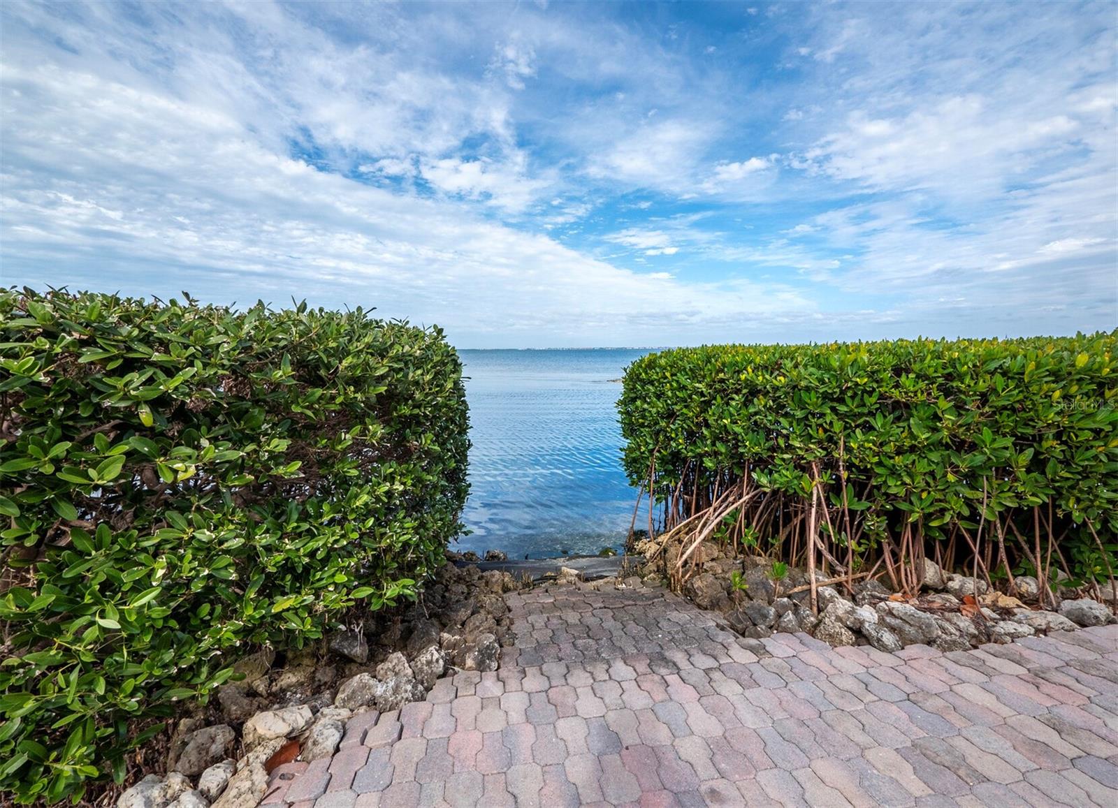 3408 FAIR OAKS LN, LONGBOAT KEY, FL, 34228