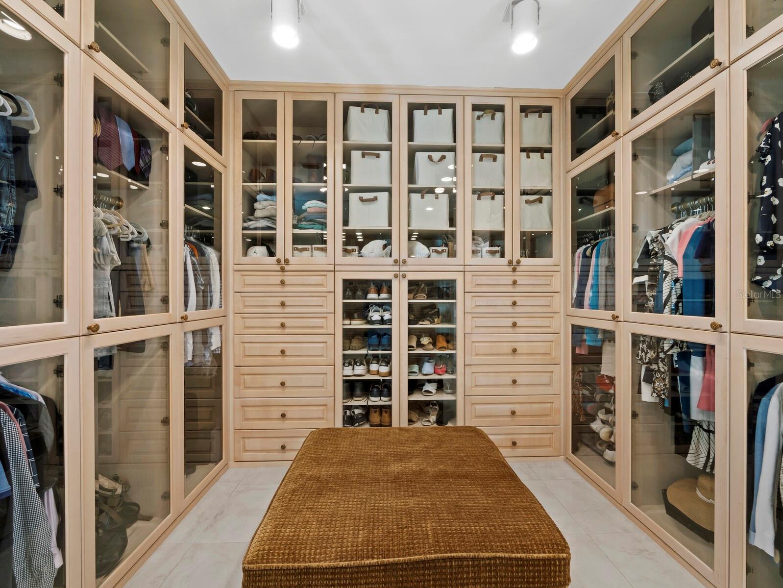 3408 FAIR OAKS LN, LONGBOAT KEY, FL, 34228