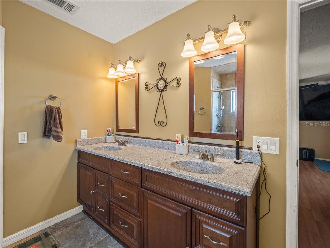 15106 NIGHTHAWK DR, TAMPA, FL, 33625