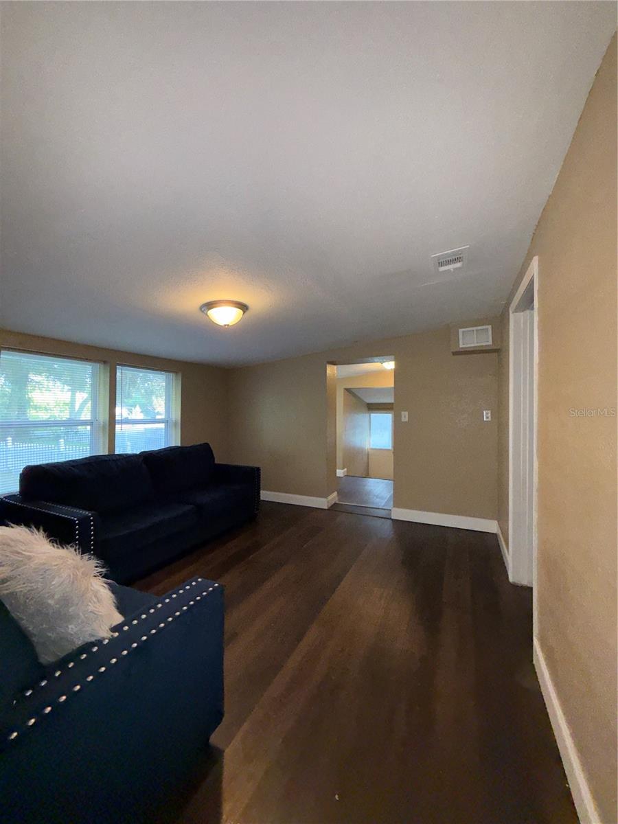 1640 SALEM DR, ORLANDO, FL, 32807