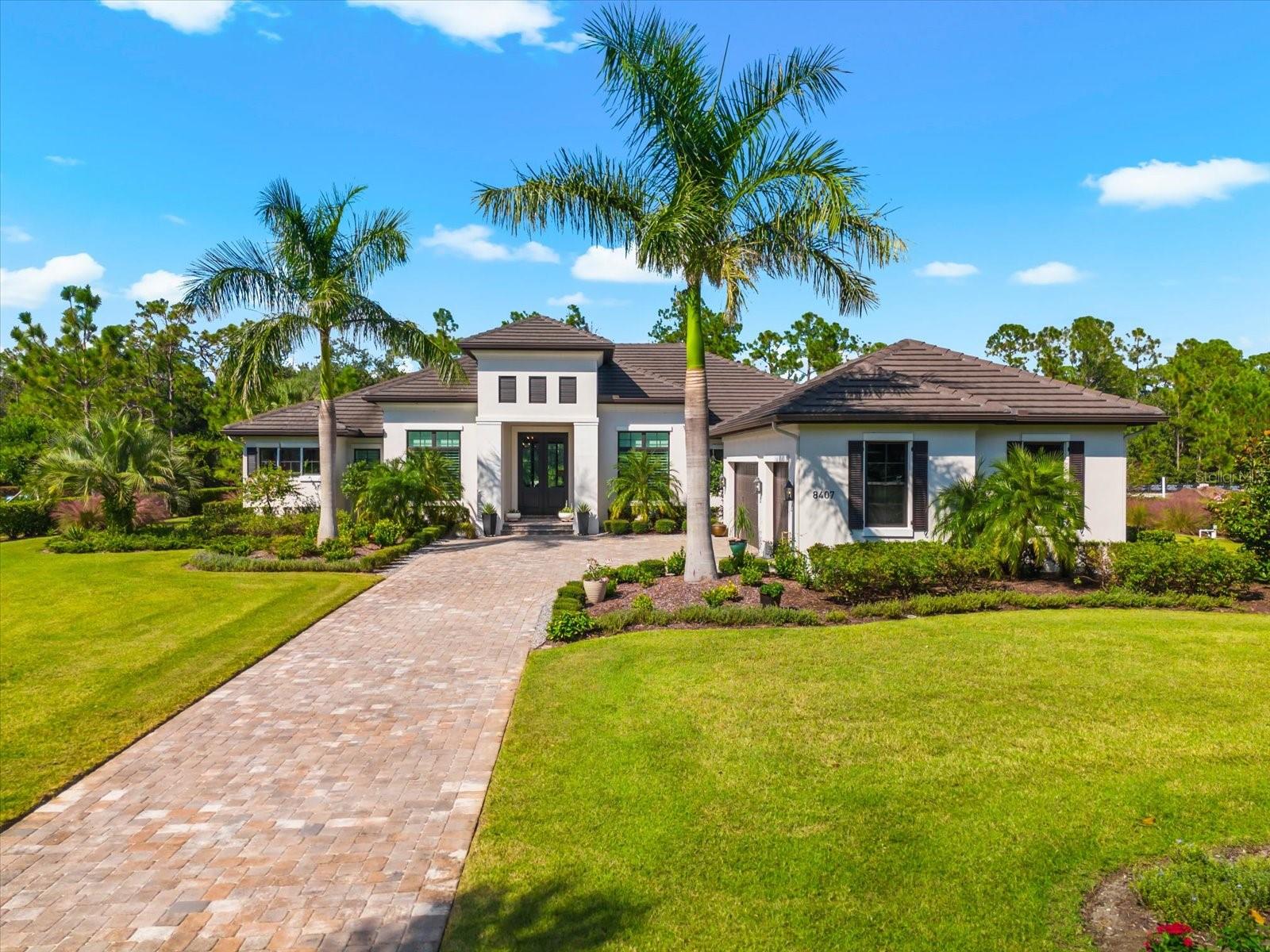 A4667848 Property Photo