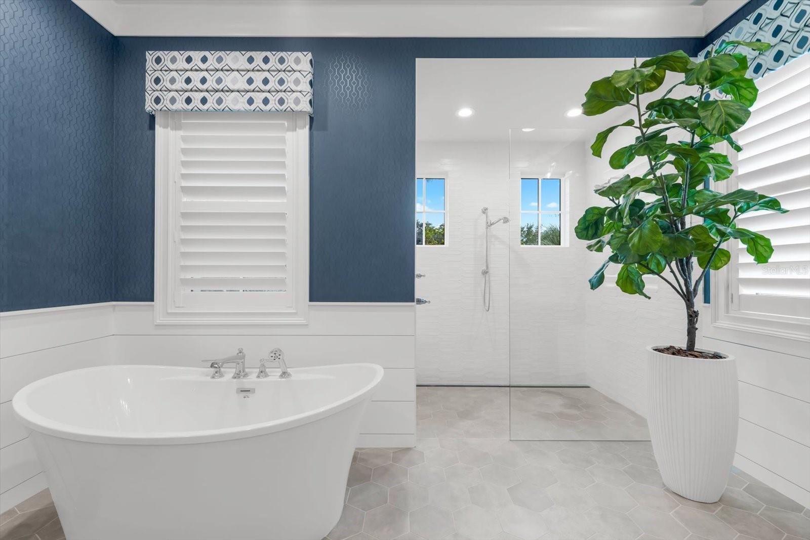 A4667848 Property Photo