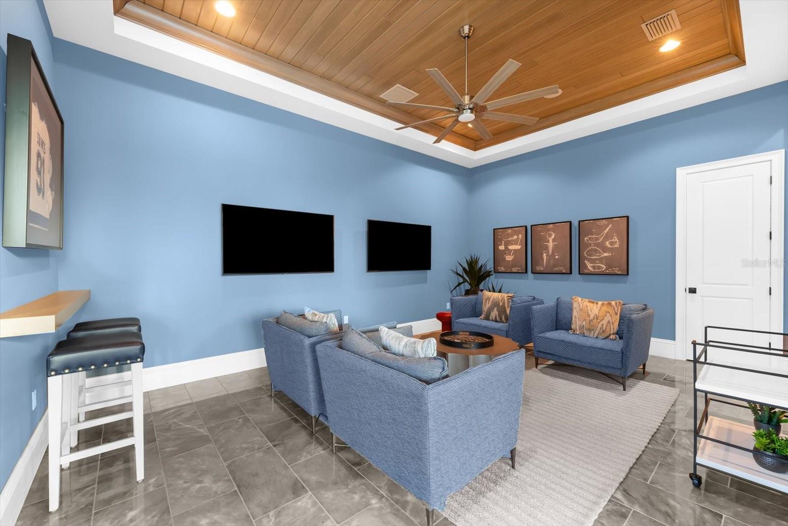 A4667848 Property Photo