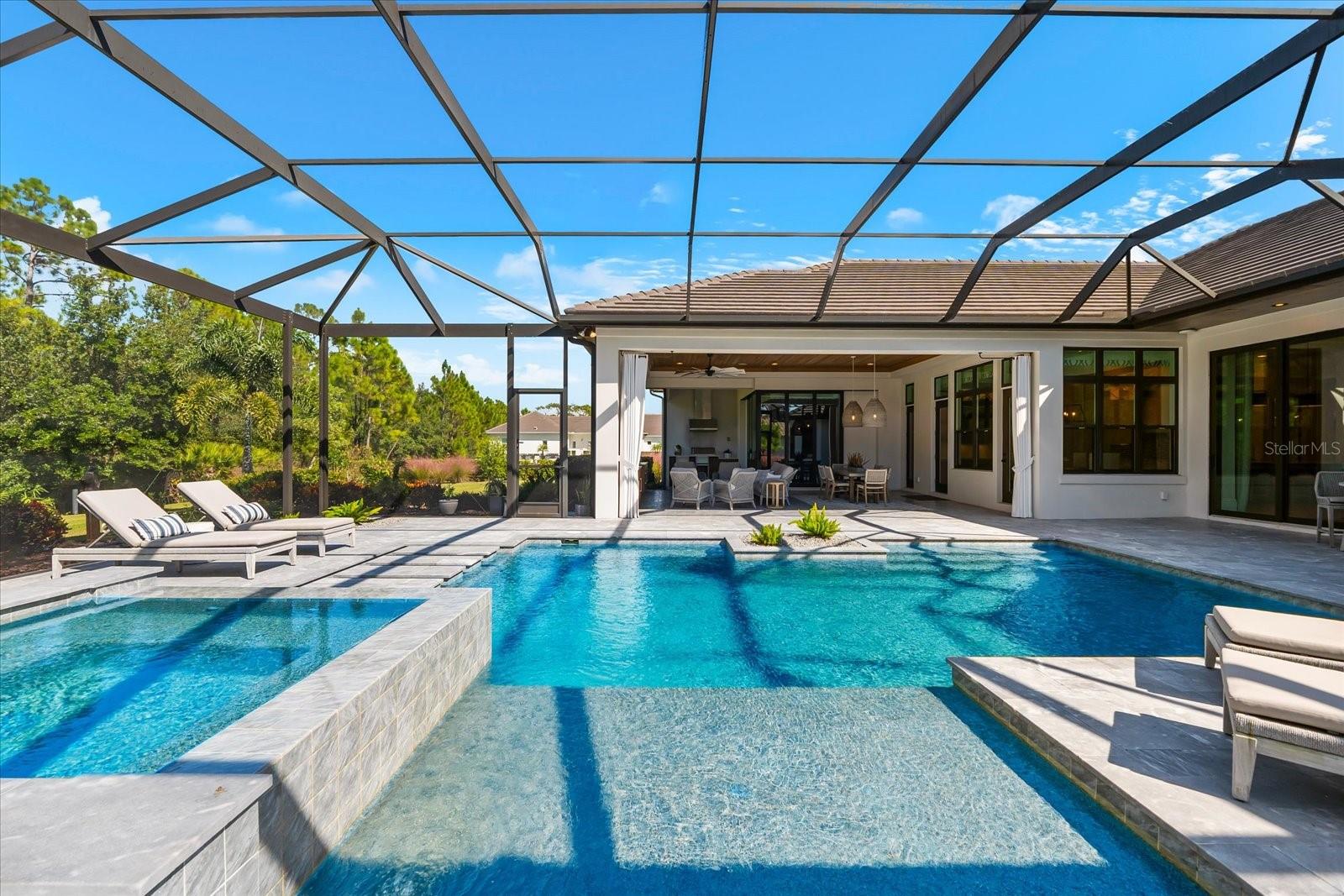 A4667848 Property Photo