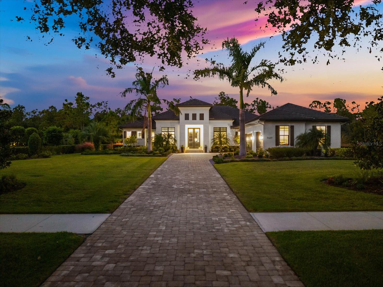 A4667848 Property Photo