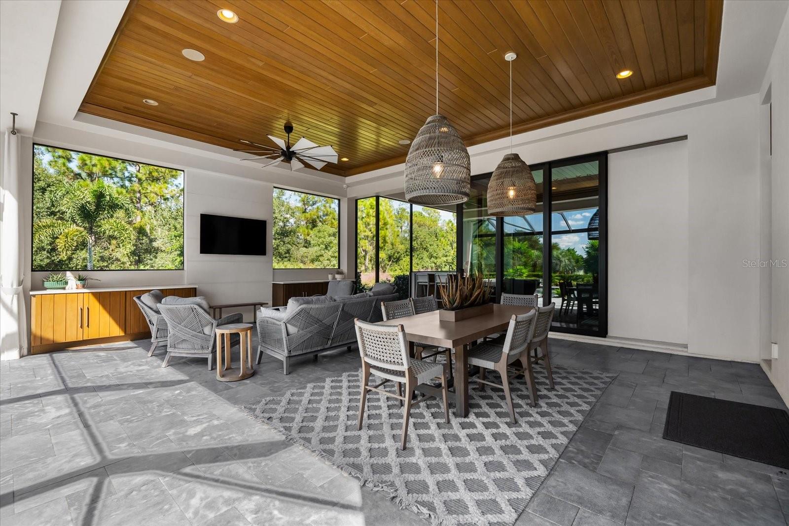 A4667848 Property Photo