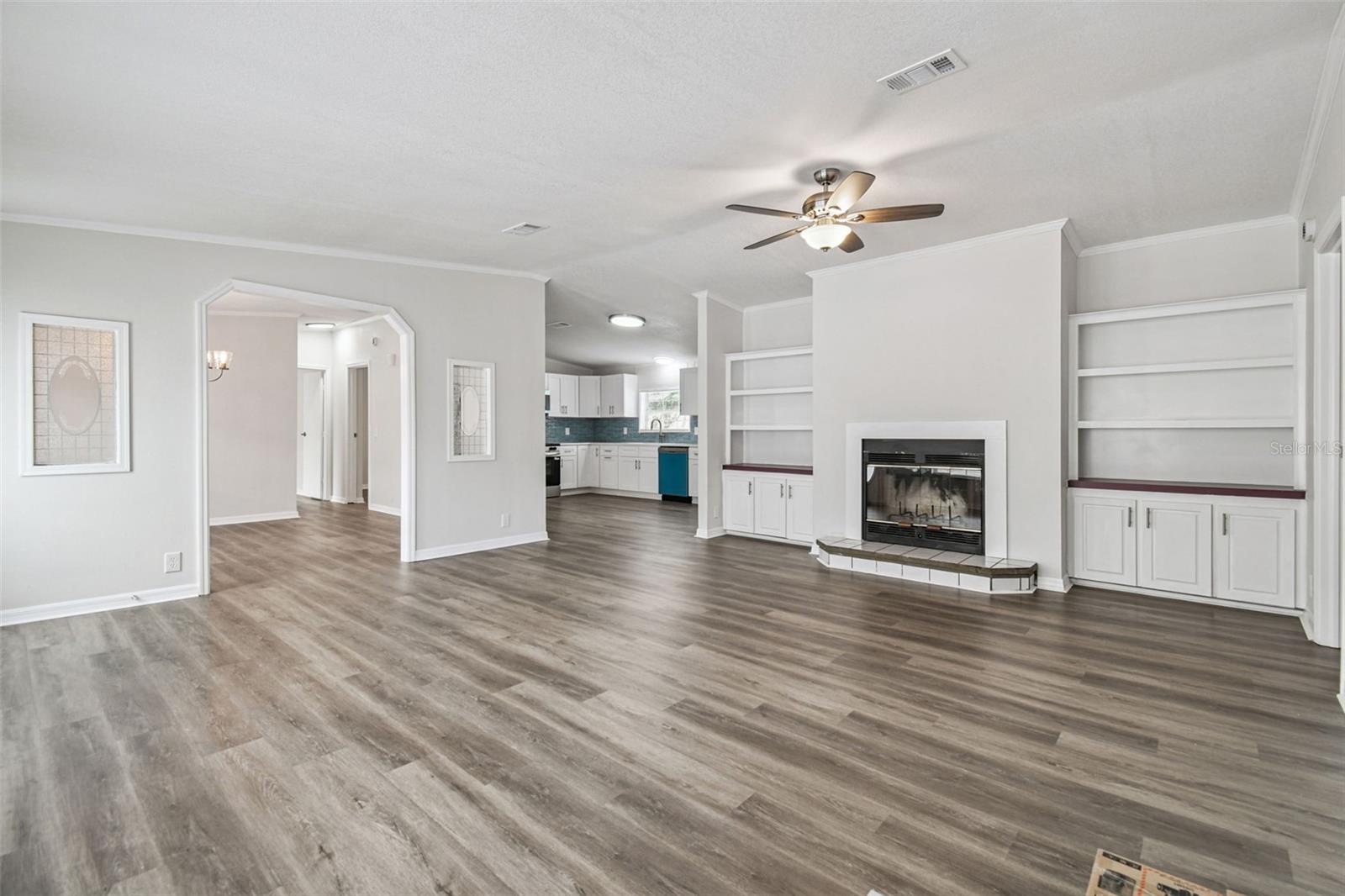 5633 CHARLES ST, NEW PORT RICHEY, FL, 34652