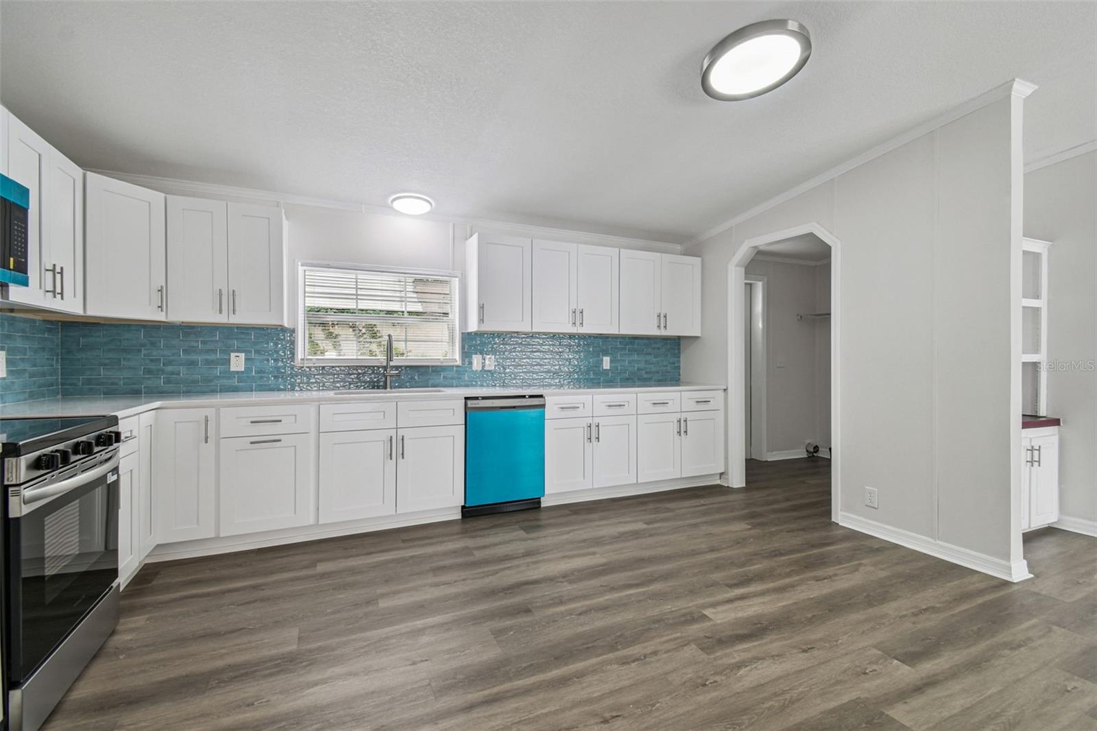 5633 CHARLES ST, NEW PORT RICHEY, FL, 34652