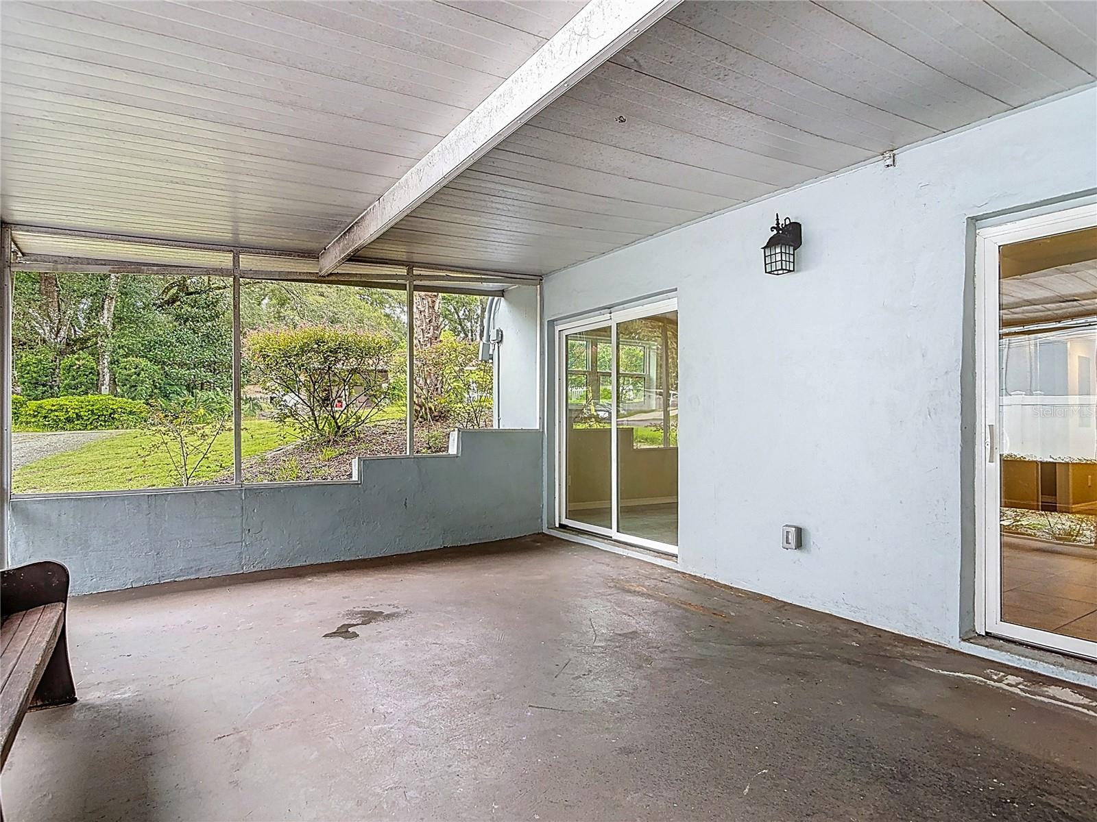 2094 PENN DR, DELAND, FL, 32724