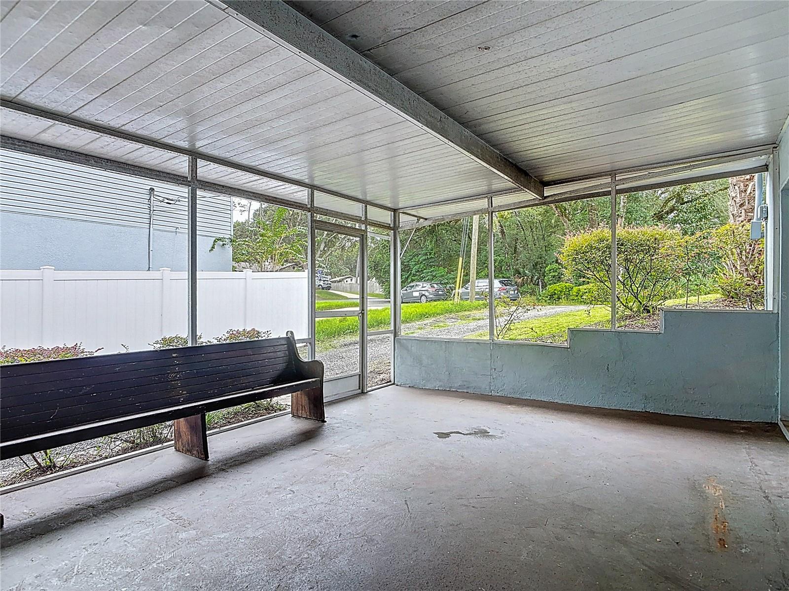 2094 PENN DR, DELAND, FL, 32724