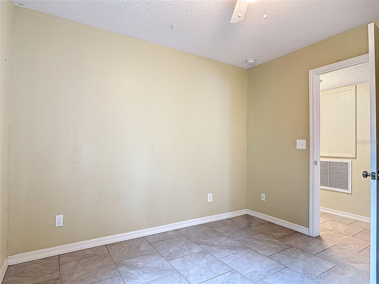 2094 PENN DR, DELAND, FL, 32724