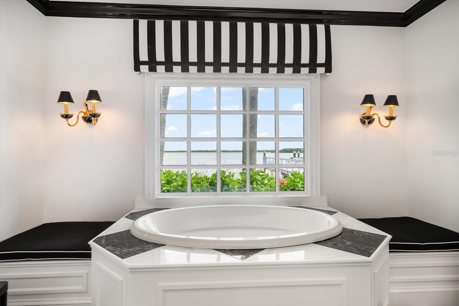 TB8436074 Property Photo