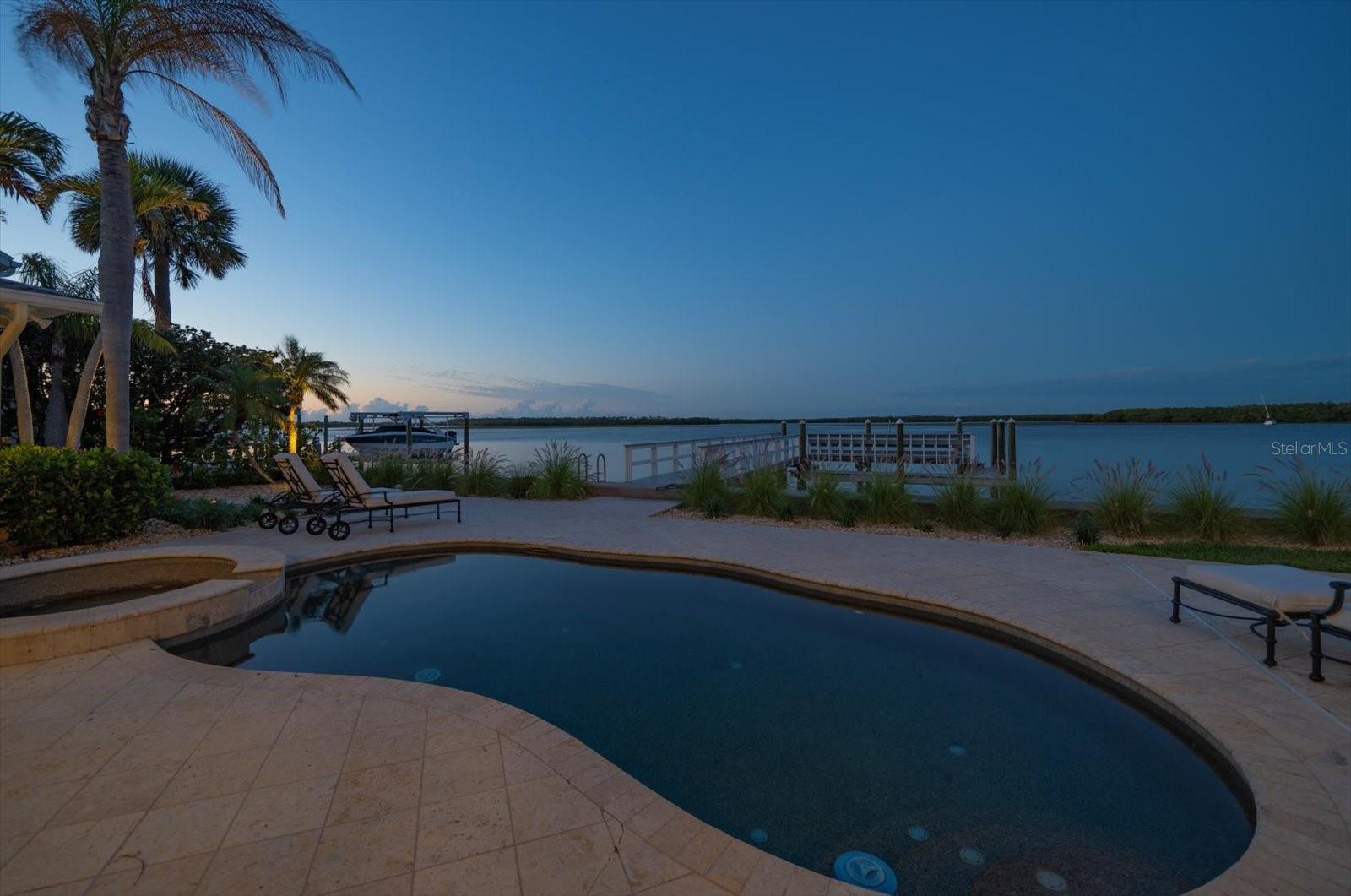 TB8436074 Property Photo