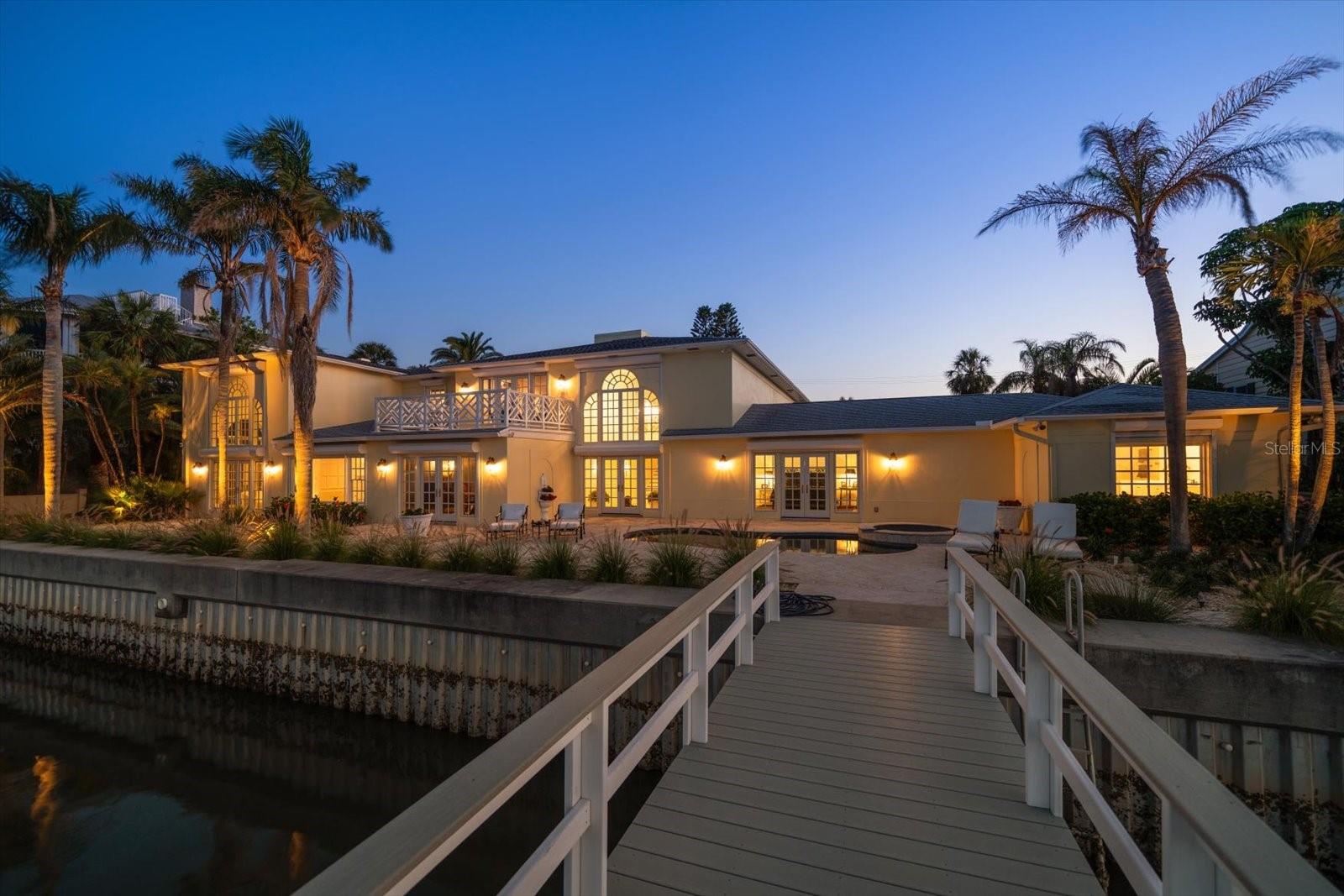 TB8436074 Property Photo