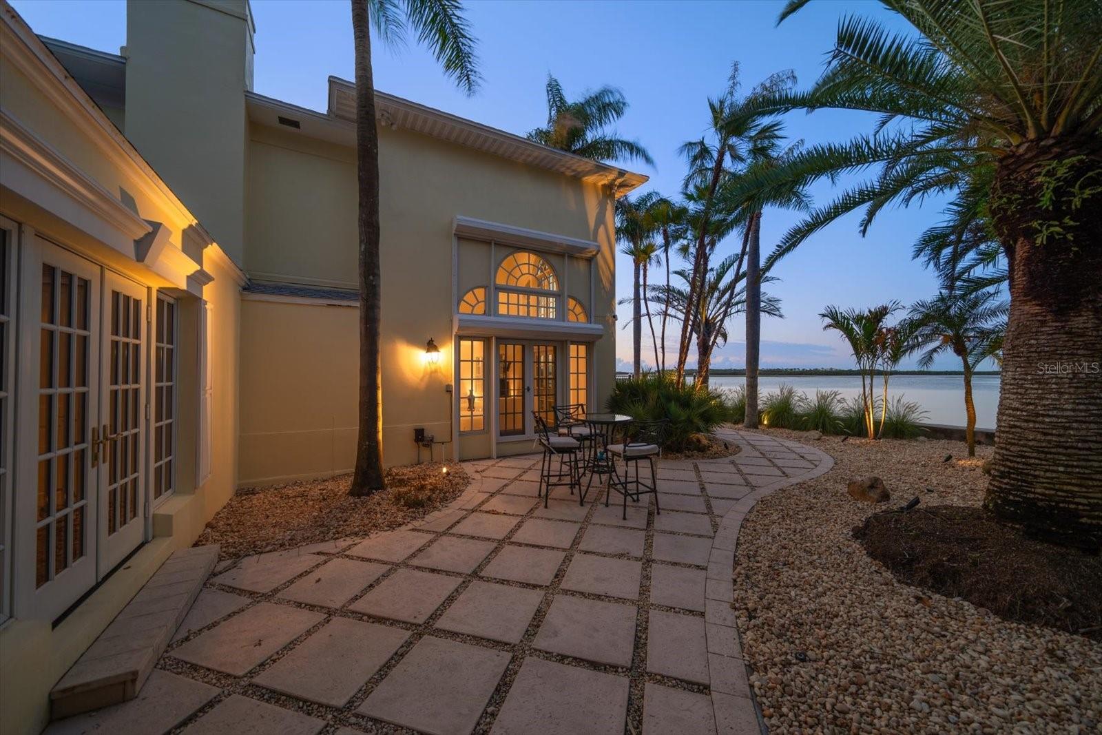 TB8436074 Property Photo