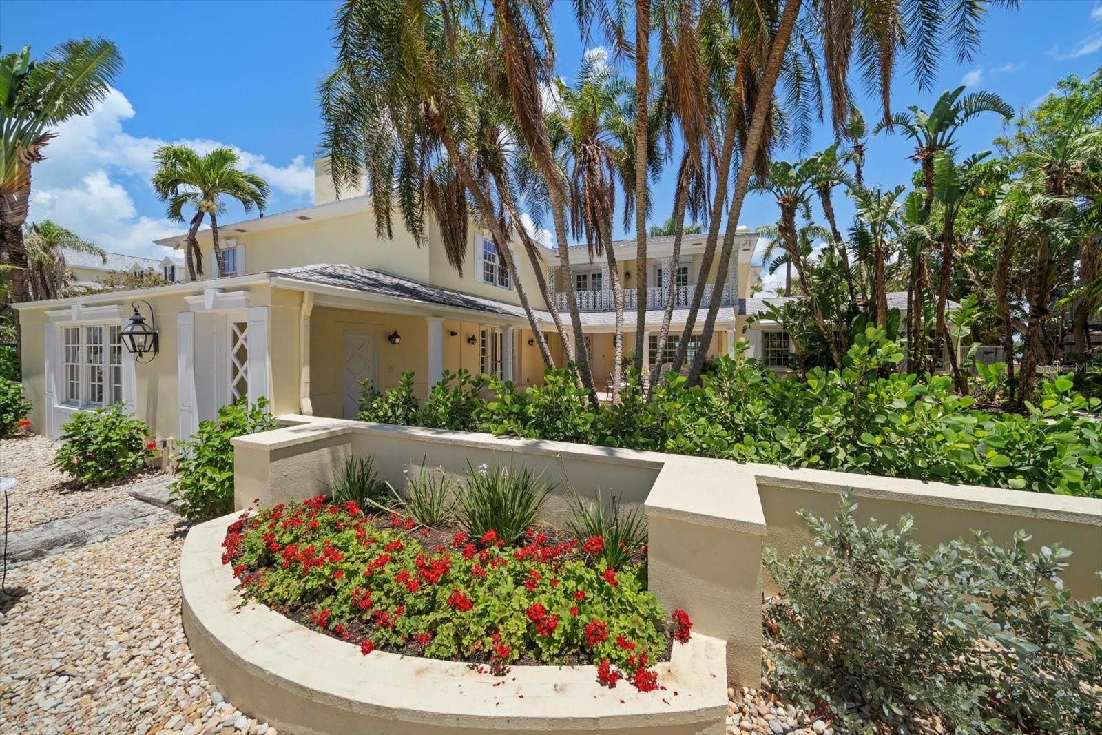 TB8436074 Property Photo