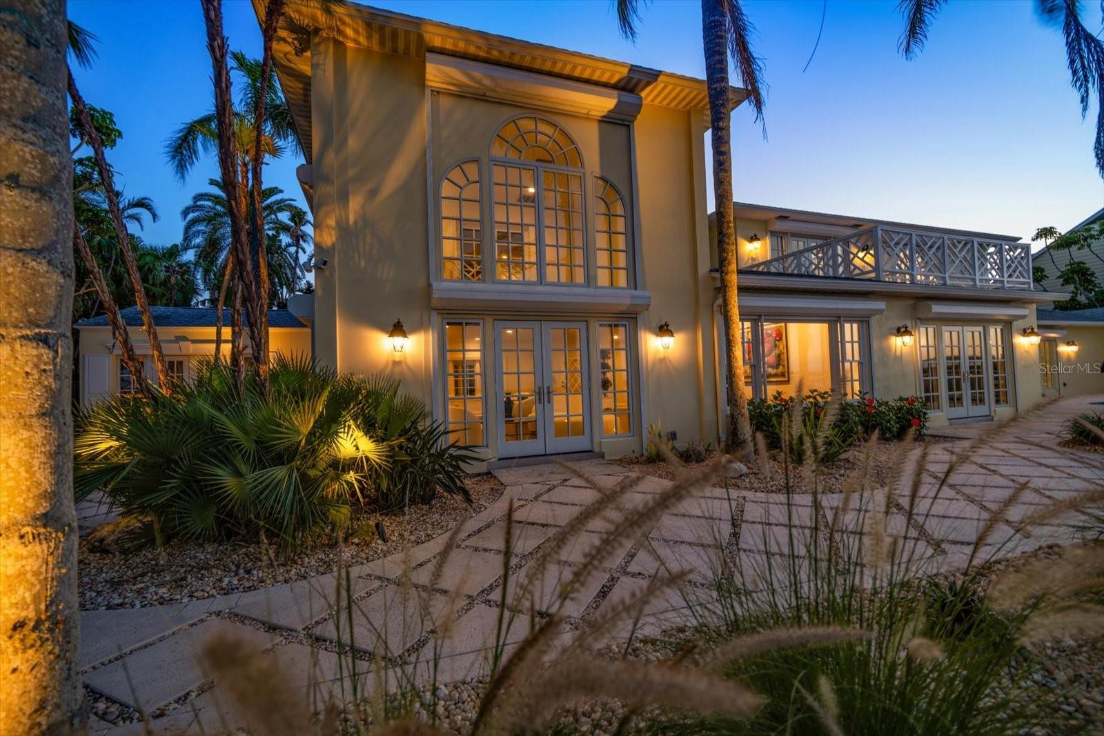 TB8436074 Property Photo