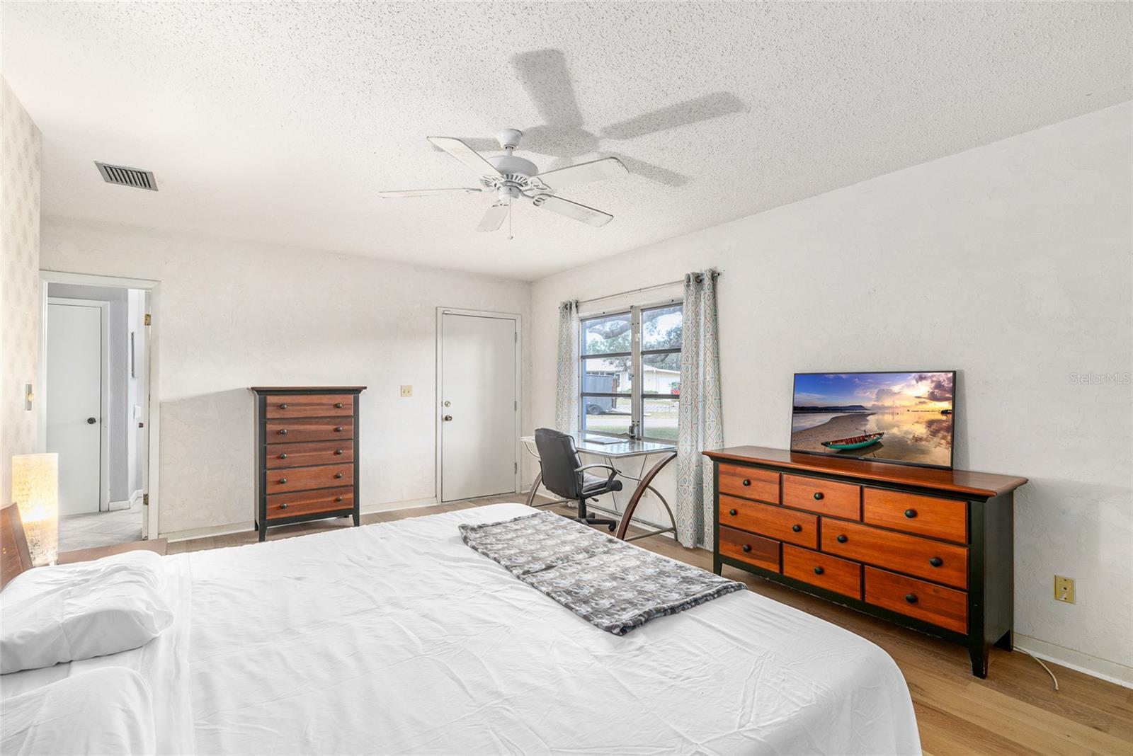 2027 PINECREST WAY, CLEARWATER, FL, 33755