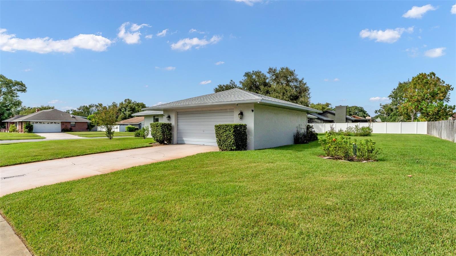 2110 E TIMBERLANE DR, PLANT CITY, FL, 33563