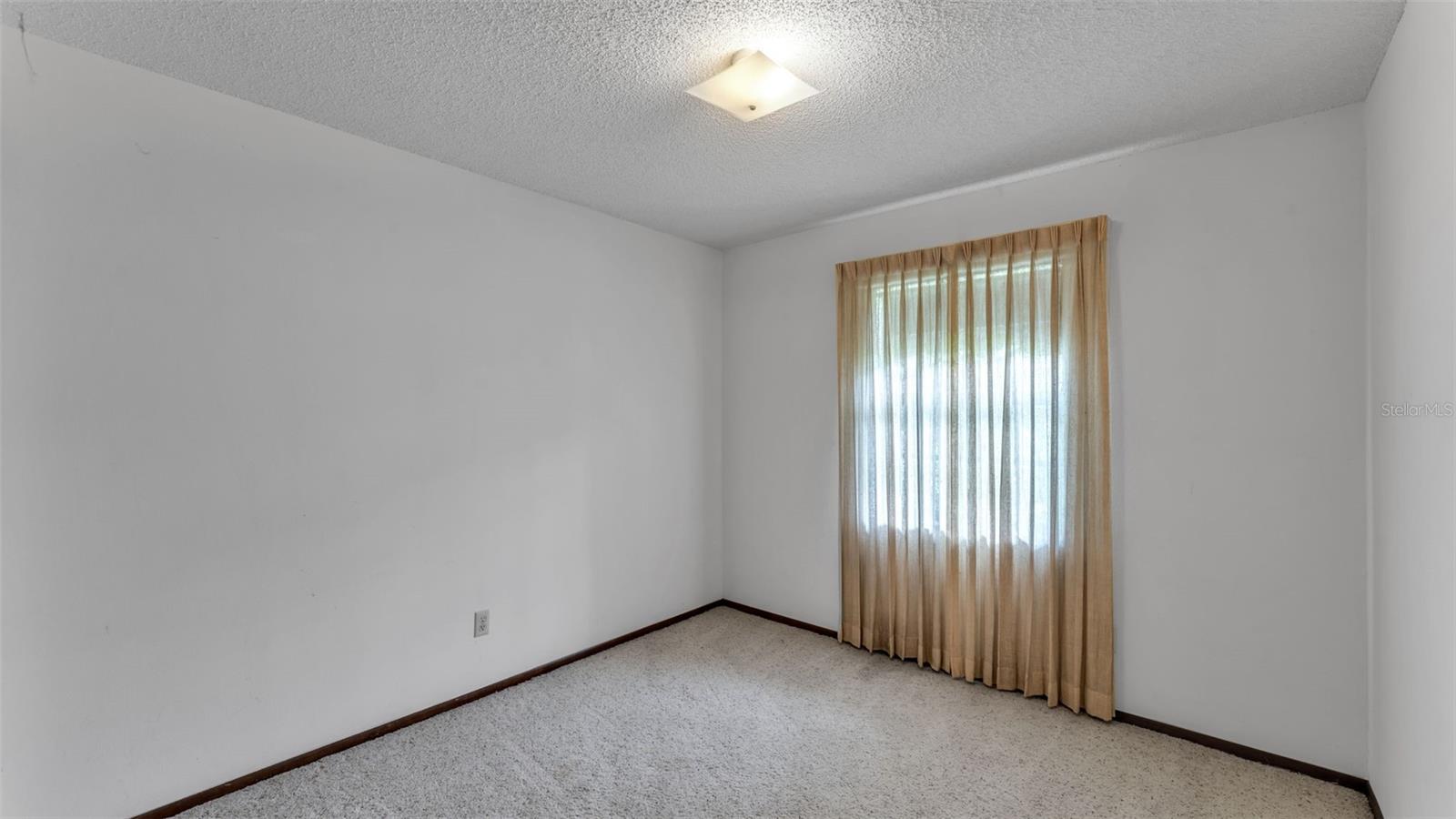 2110 E TIMBERLANE DR, PLANT CITY, FL, 33563