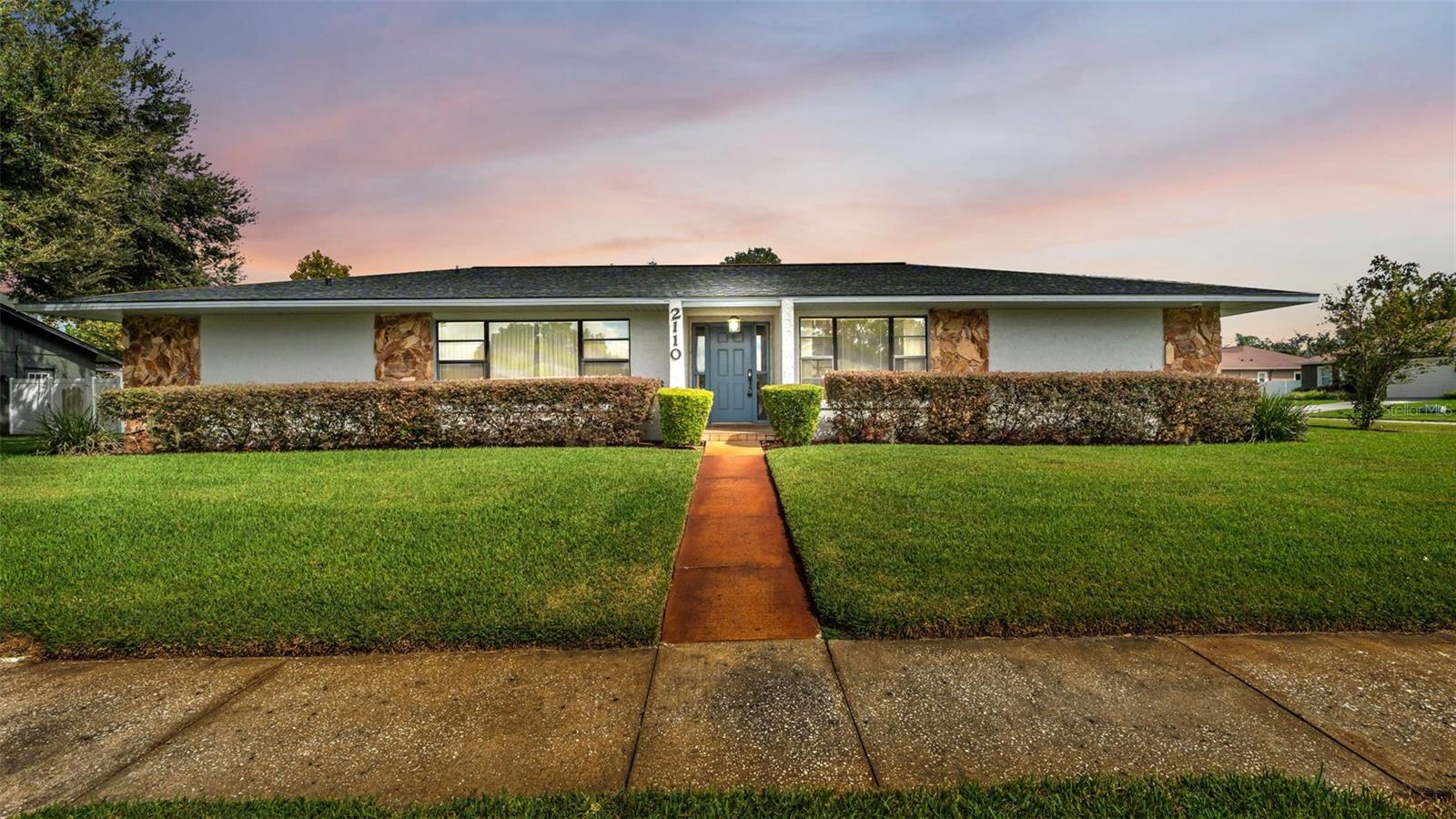 2110 E TIMBERLANE DR, PLANT CITY, FL, 33563