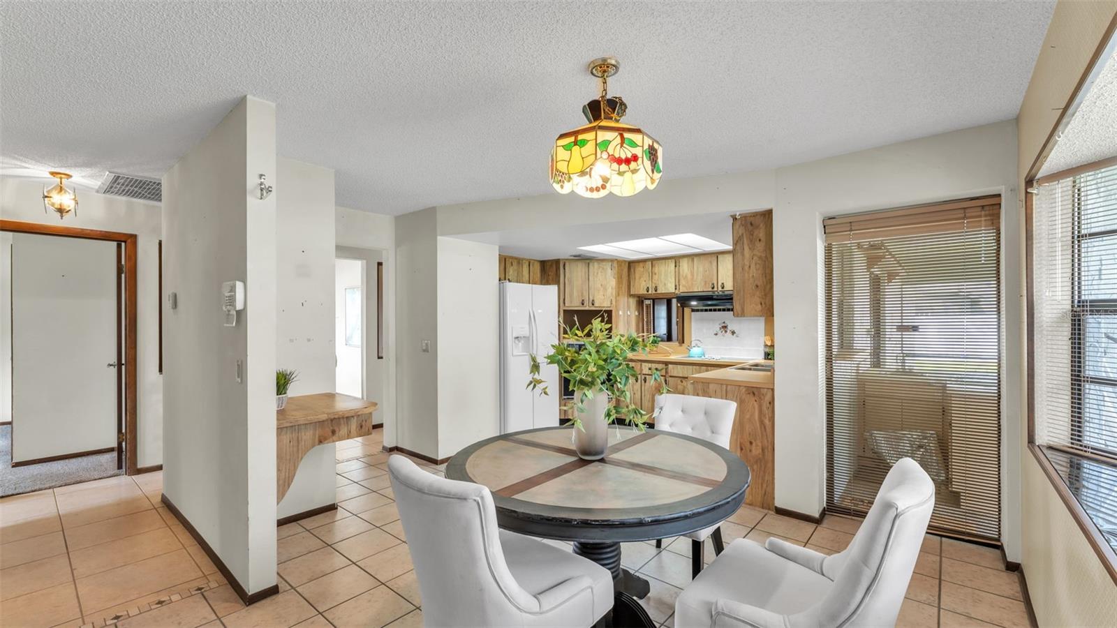 2110 E TIMBERLANE DR, PLANT CITY, FL, 33563