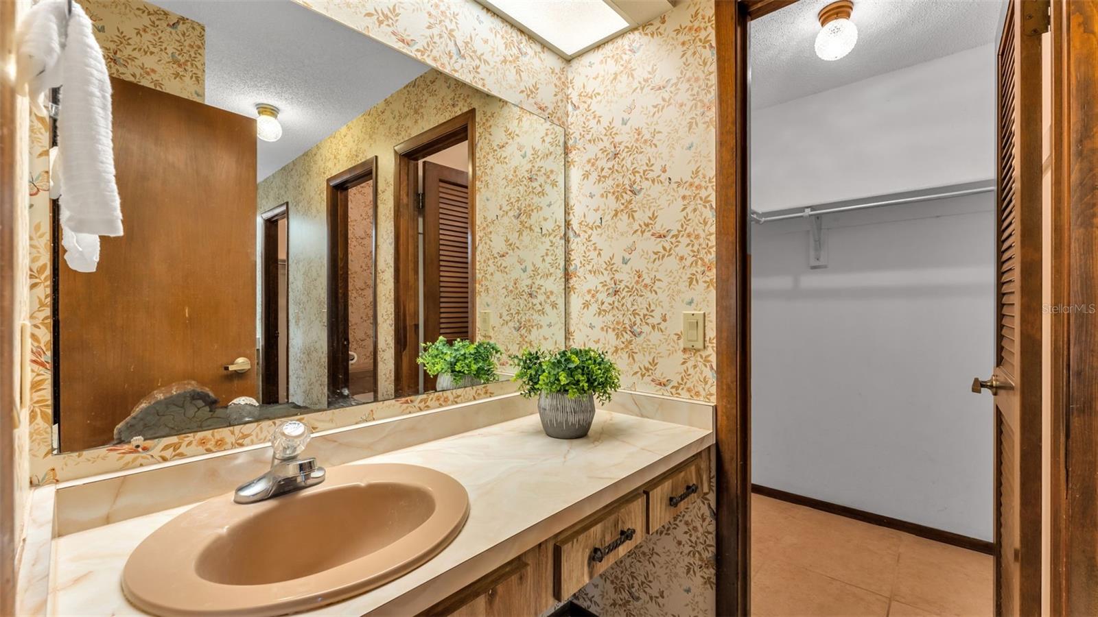 2110 E TIMBERLANE DR, PLANT CITY, FL, 33563