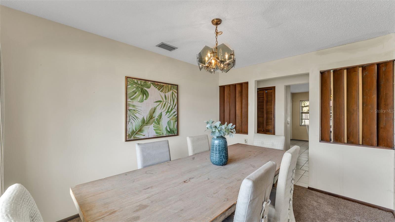 2110 E TIMBERLANE DR, PLANT CITY, FL, 33563