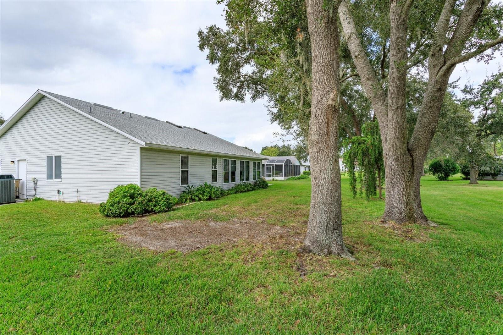 26126 NEWCOMBE CIR, LEESBURG, FL, 34748