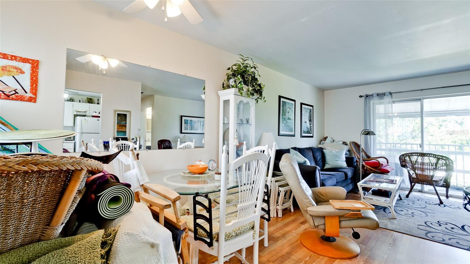 1633 LEISURE DR #M37, BRADENTON, FL, 34207