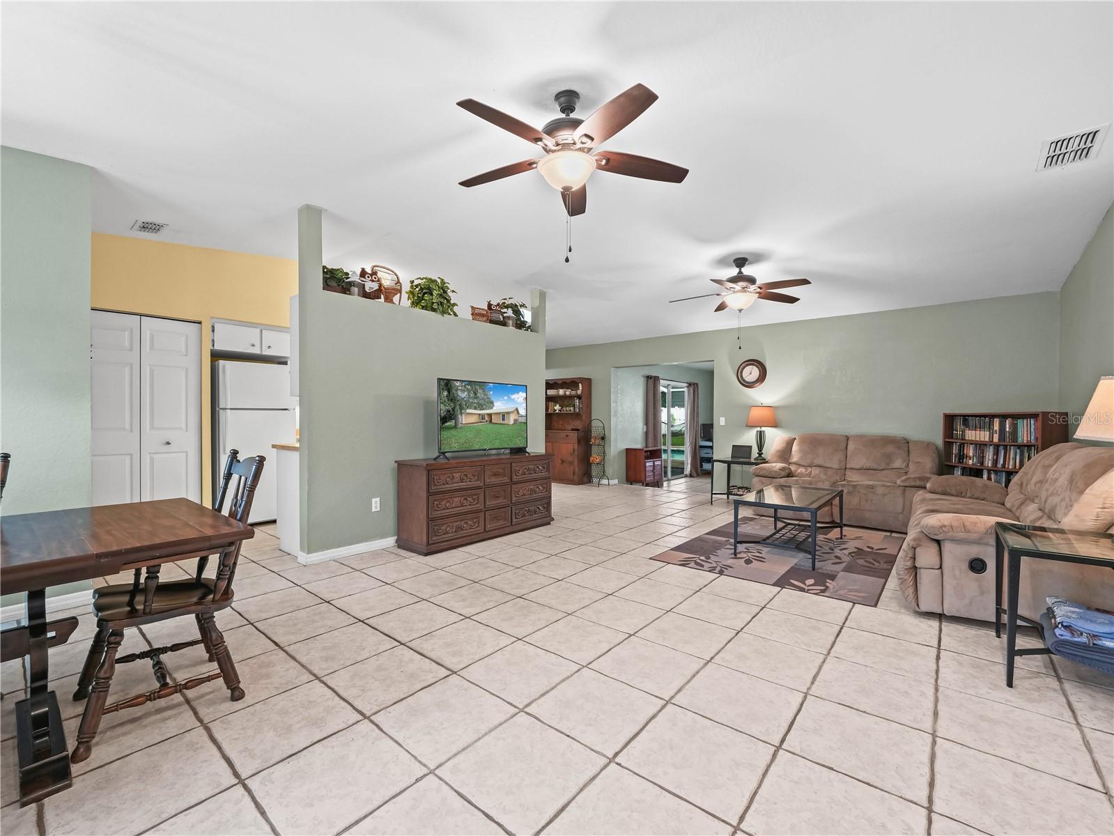 125 S BIGNONIA AVE, POLK CITY, FL, 33868