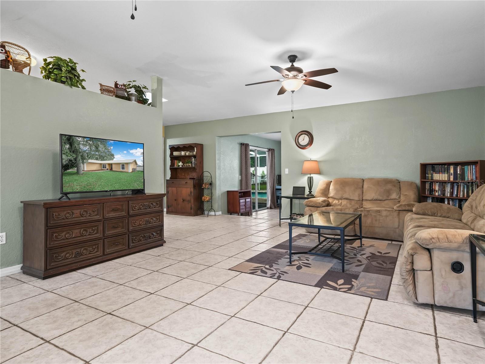 125 S BIGNONIA AVE, POLK CITY, FL, 33868