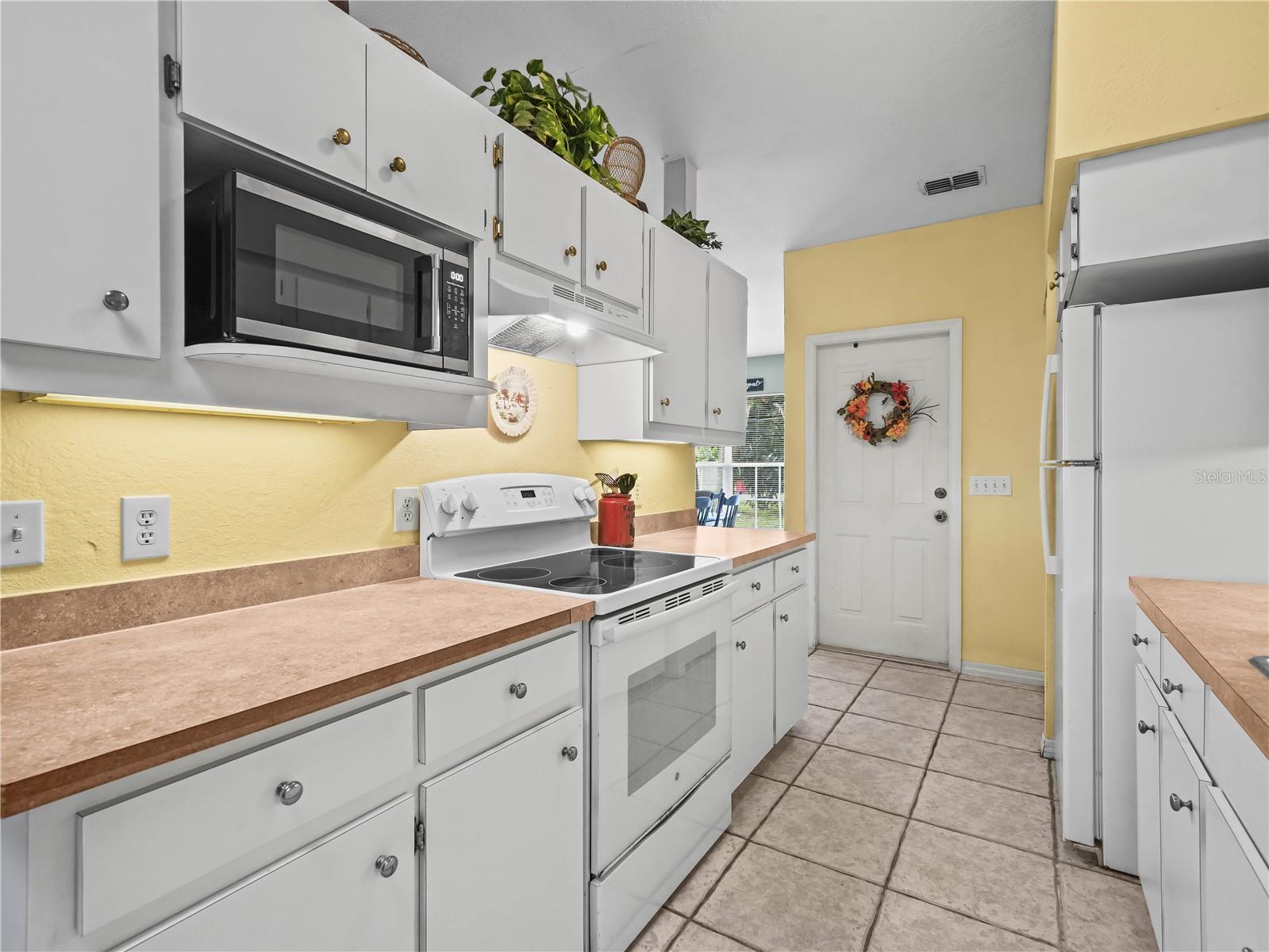 125 S BIGNONIA AVE, POLK CITY, FL, 33868