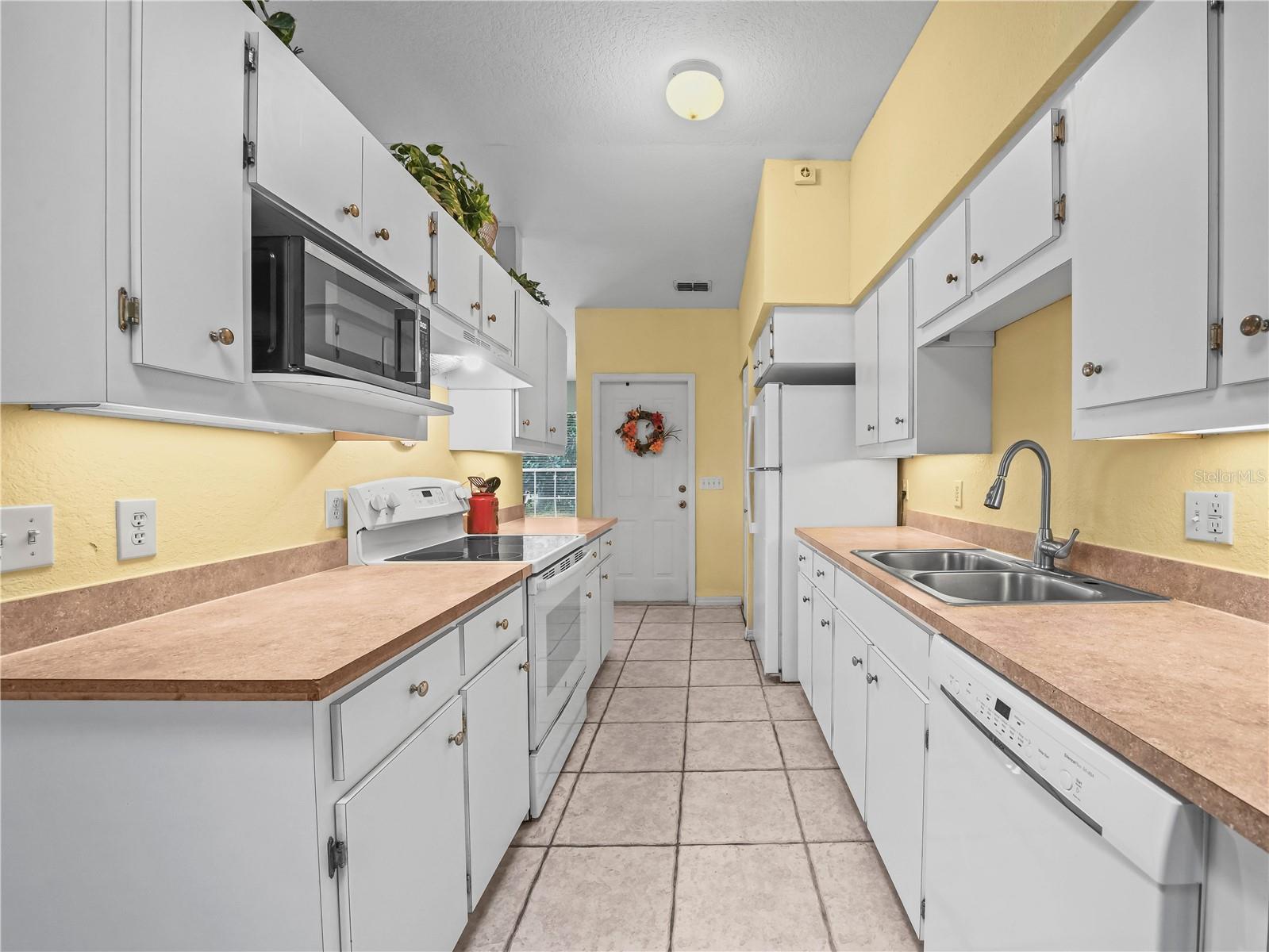 125 S BIGNONIA AVE, POLK CITY, FL, 33868