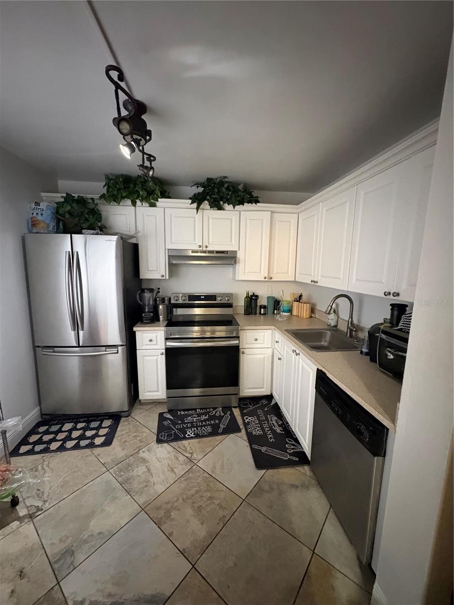 721 N PINE ISLAND RD #401, PLANTATION, FL, 33324