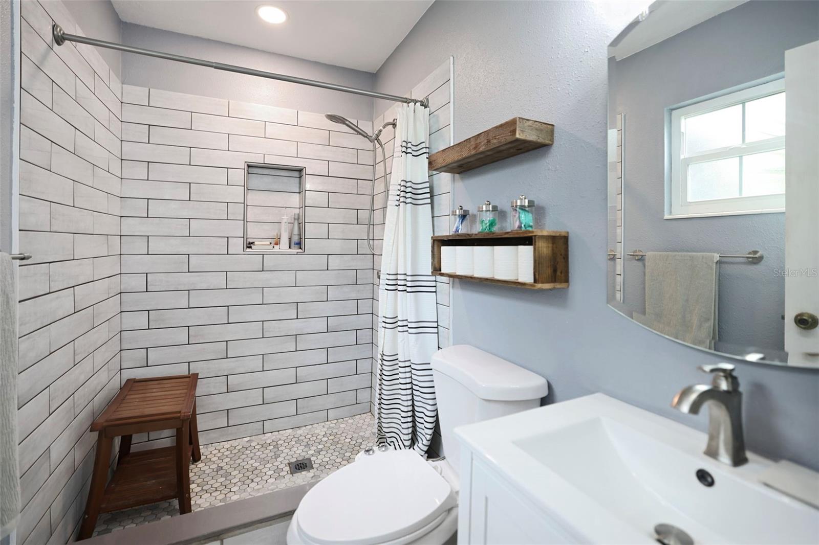 1004 7TH ST S, SAFETY HARBOR, FL, 34695