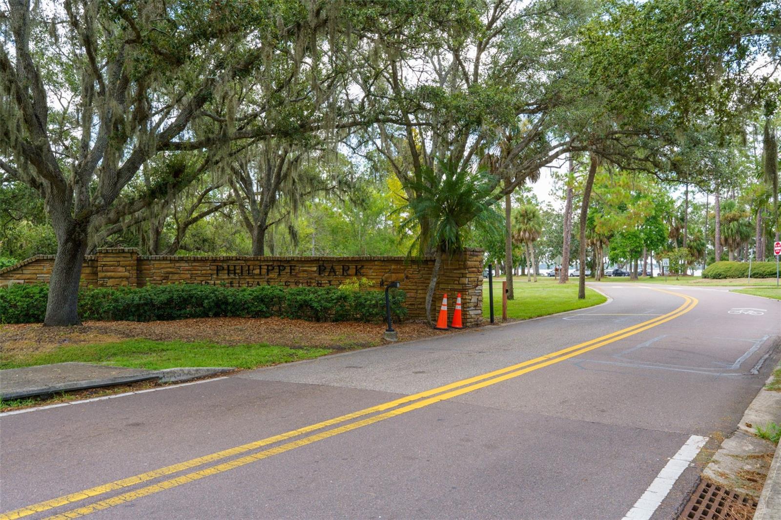 1004 7TH ST S, SAFETY HARBOR, FL, 34695