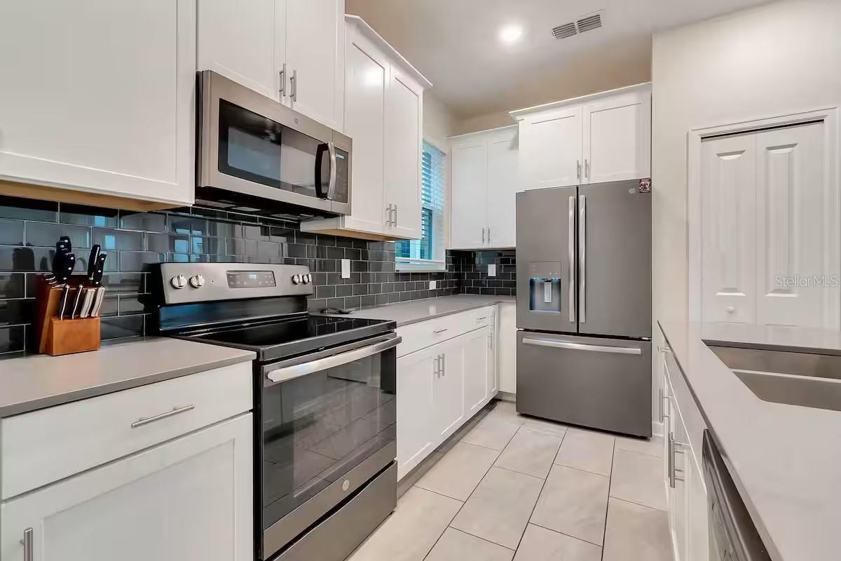 2805 BOOKMARK DR, KISSIMMEE, FL, 34746