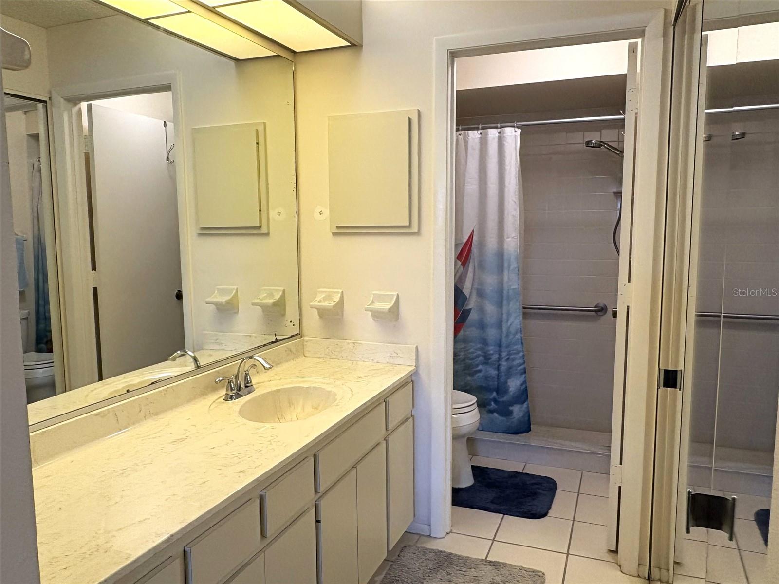 4933 VILLAGE GARDENS DR #211, SARASOTA, FL, 34234