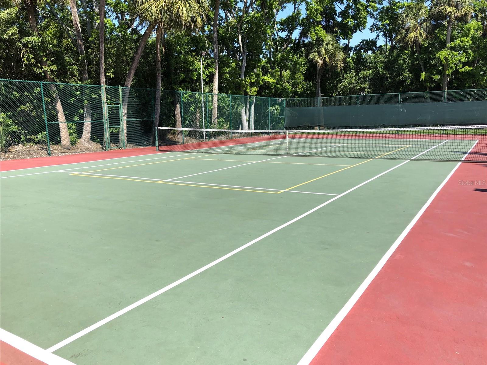 4933 VILLAGE GARDENS DR #211, SARASOTA, FL, 34234