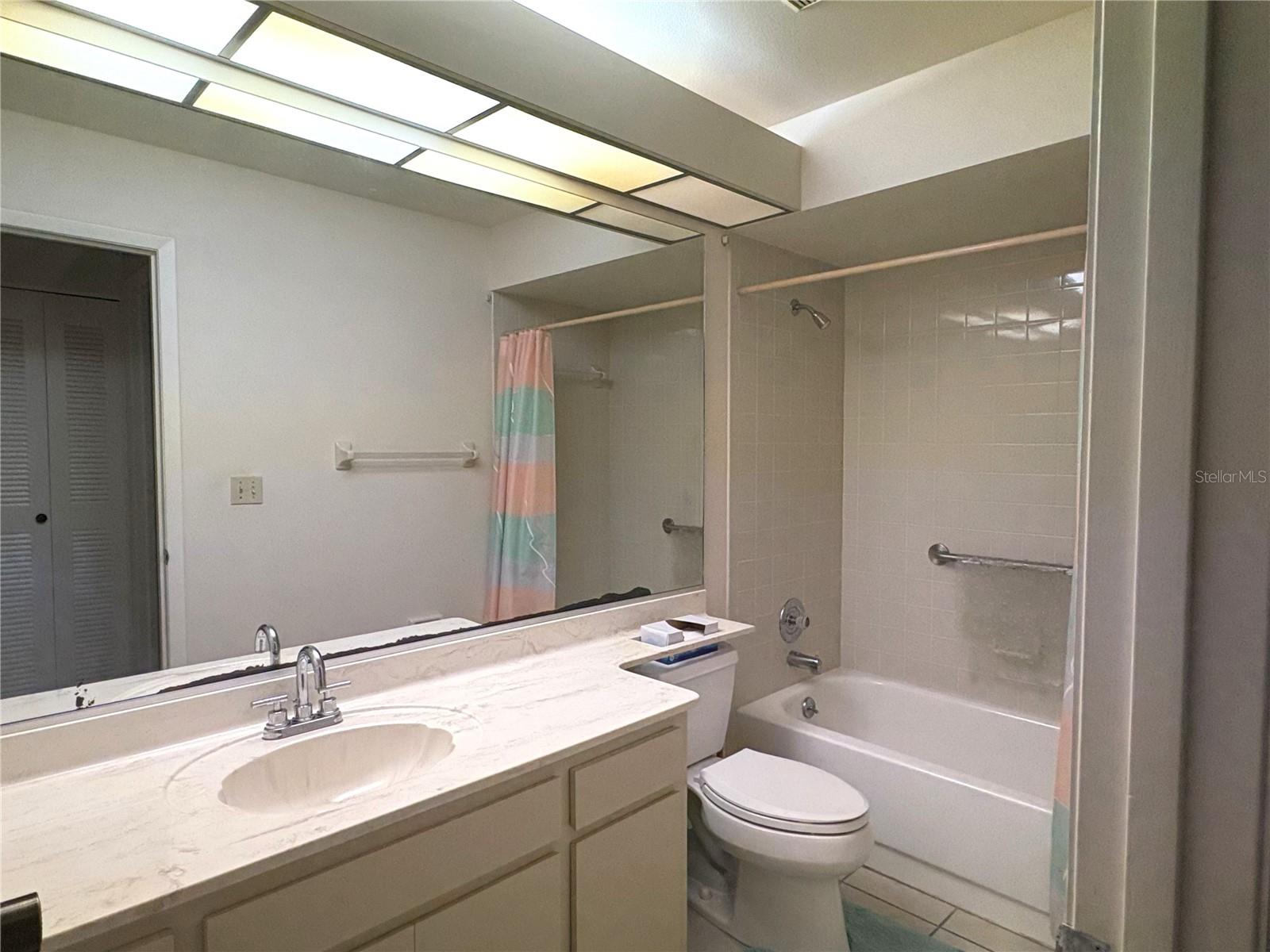 4933 VILLAGE GARDENS DR #211, SARASOTA, FL, 34234