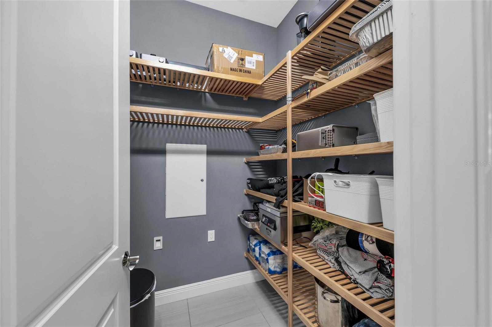 A4667891 Property Photo