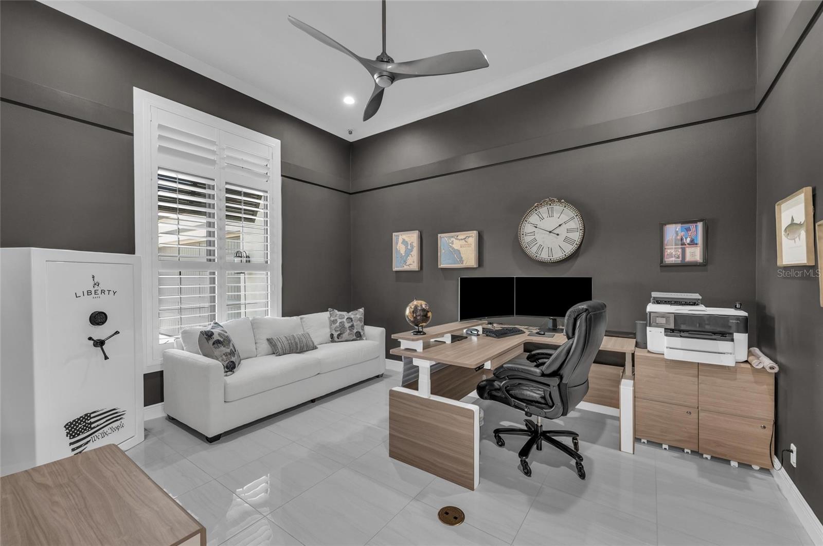 A4667891 Property Photo