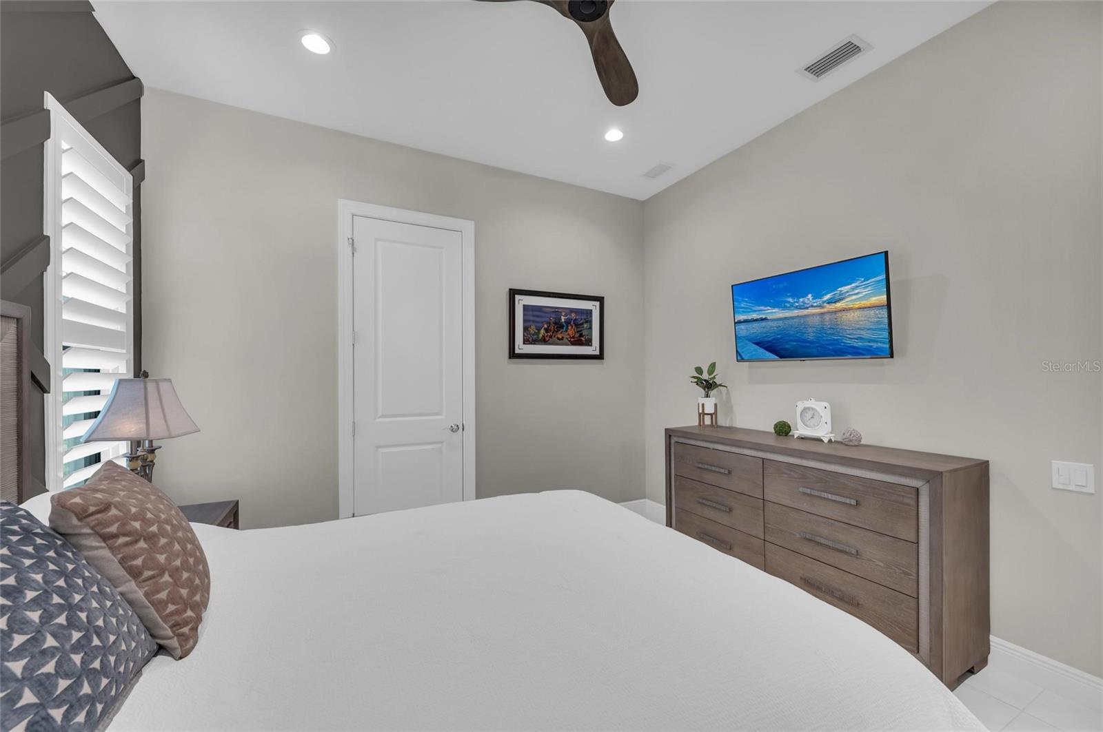 A4667891 Property Photo